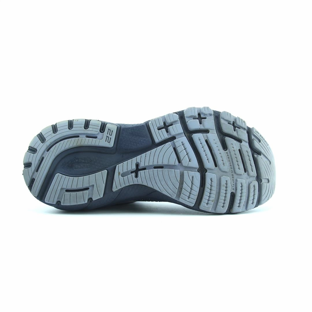 BROOKS ADRENALINE GTS 22 Brooks trainer design images