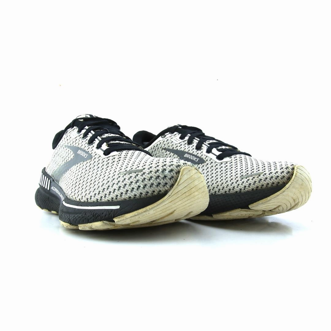 BROOKS ADRENALINE GTS 22 lightweight running shoe photos
