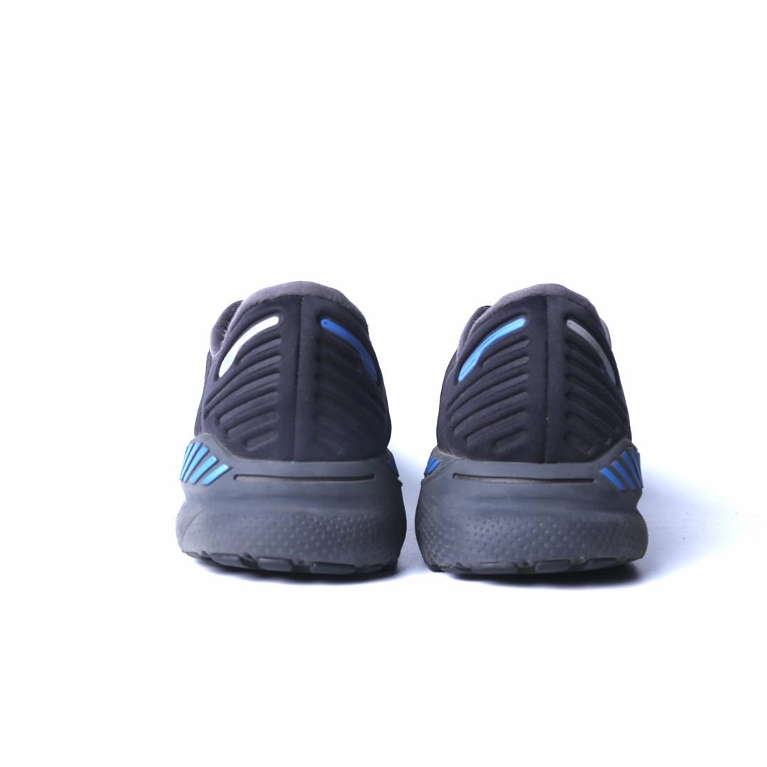 BROOKS ADRENALINE GTS 22 lightweight running shoe photos