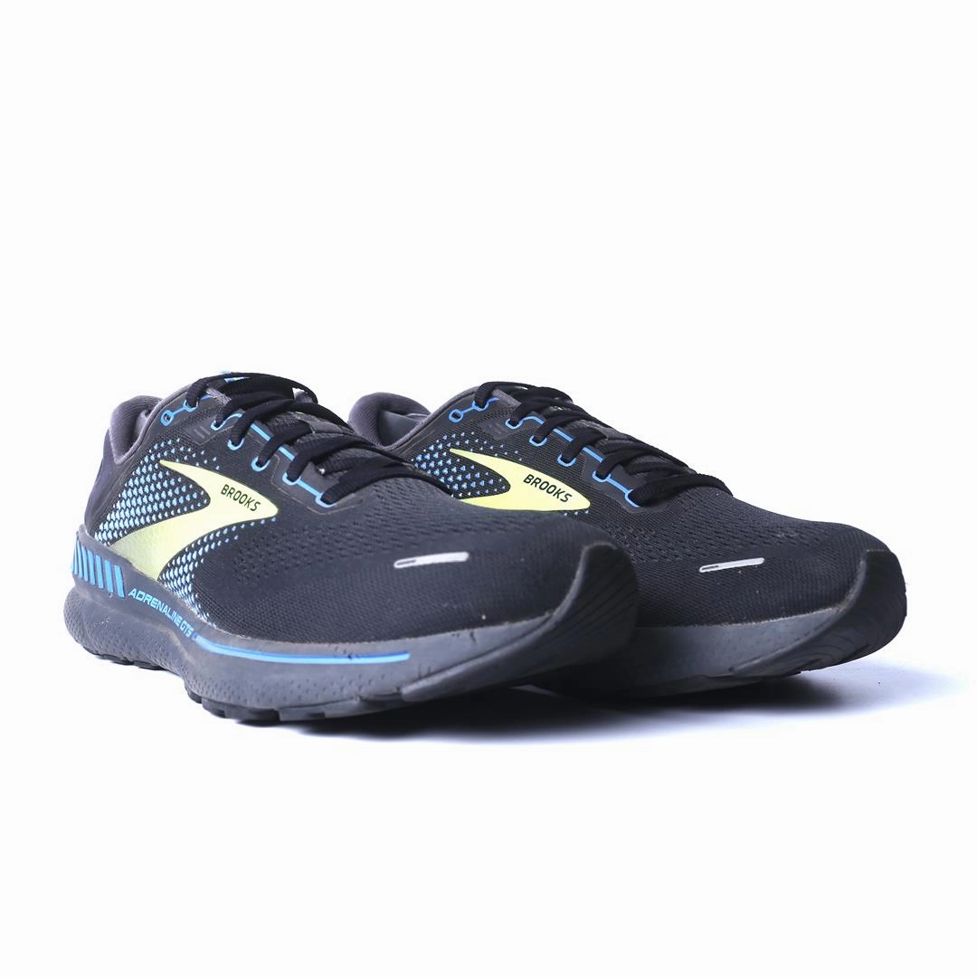 BROOKS ADRENALINE GTS 22 lightweight running shoe photos