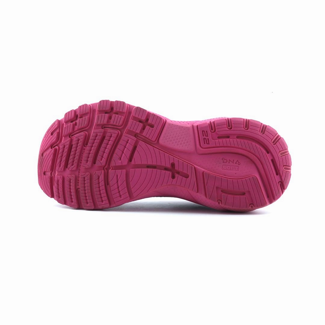 BROOKS ADRENALINE GTS 22 performance running shoe visuals
