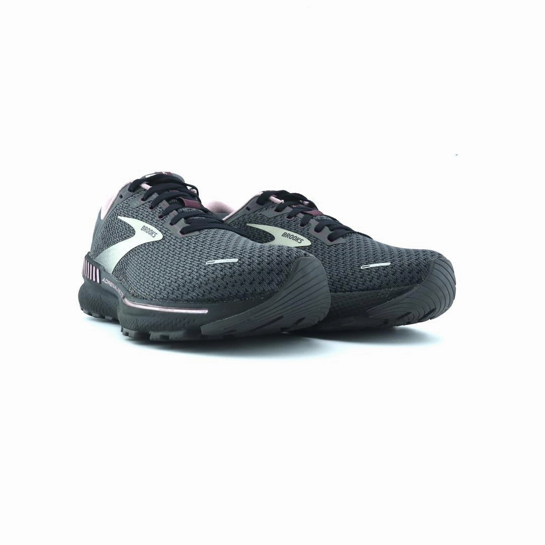 BROOKS ADRENALINE GTS 22 performance running shoe visuals