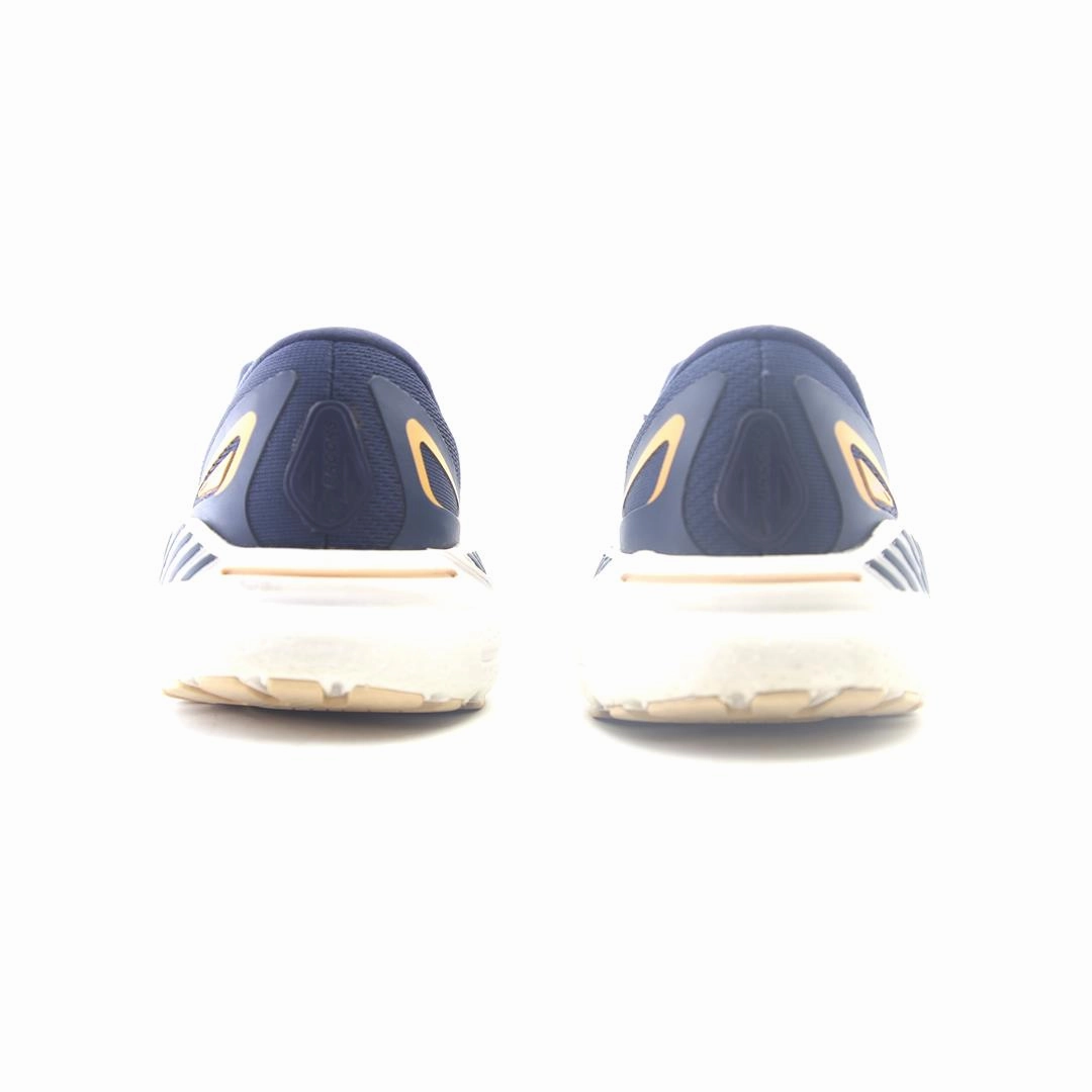 BROOKS ADRENALINE GTS 23 Brooks running footwear shots