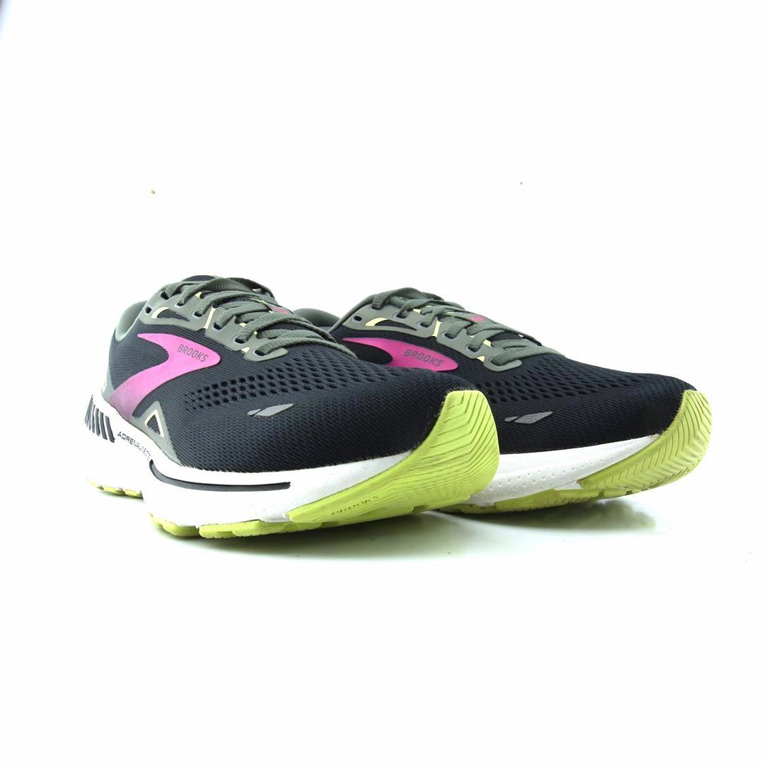 BROOKS ADRENALINE GTS 23 Brooks trainer design images