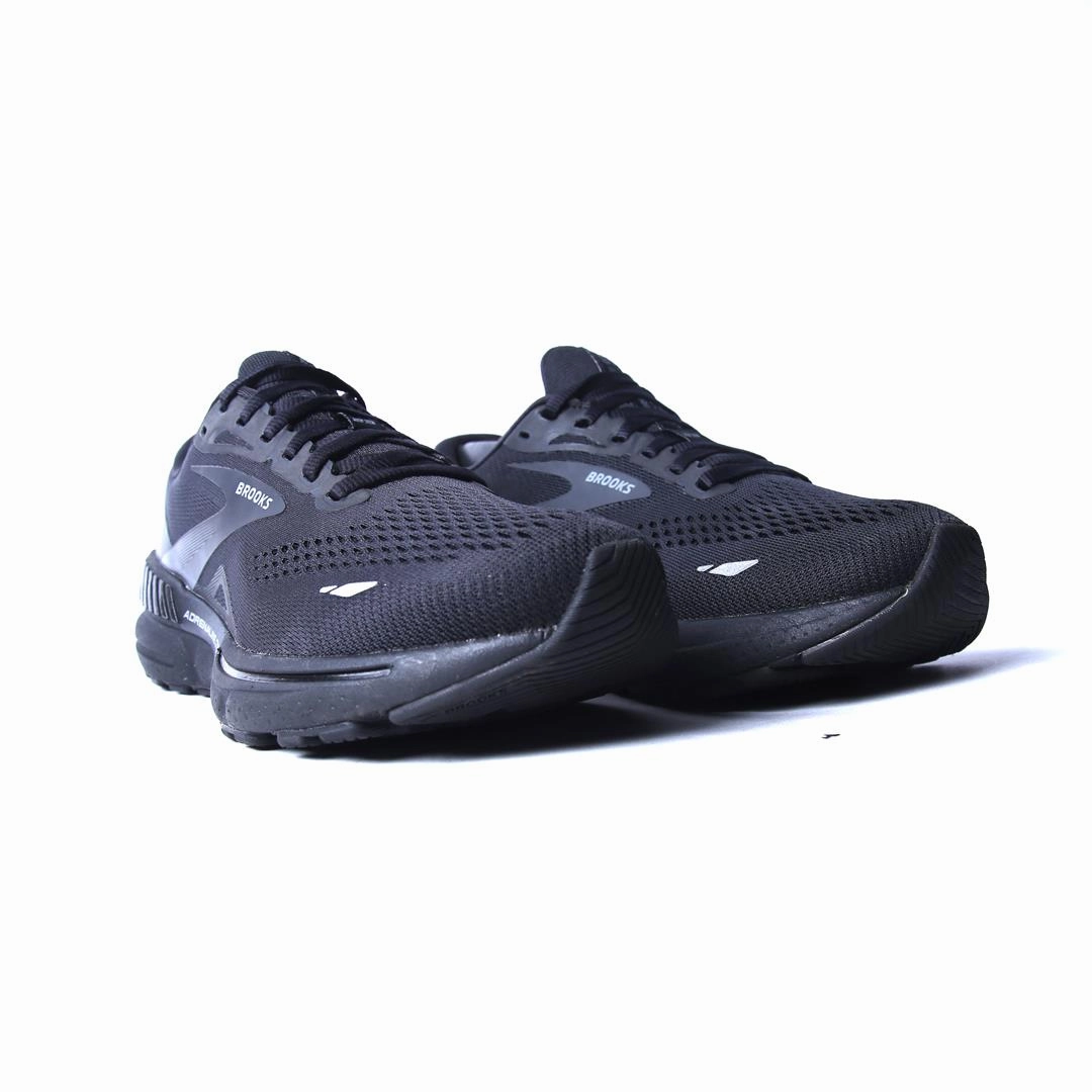 BROOKS ADRENALINE GTS 23 performance running shoe visuals