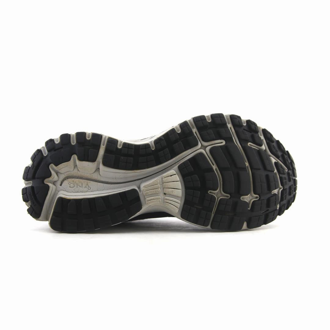 BROOKS ANTHEM 2 Brooks running footwear shots