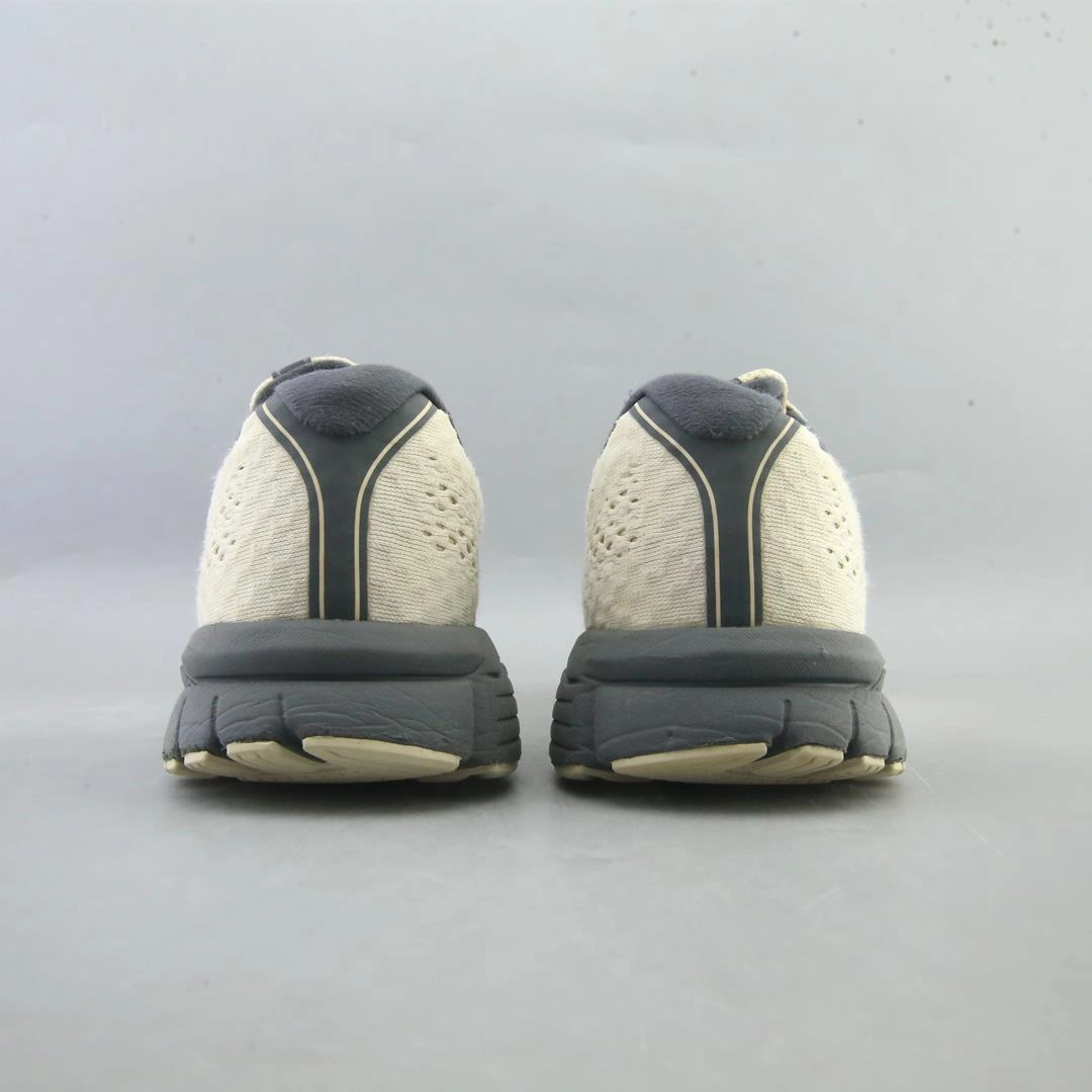BROOKS ANTHEM 4 athletic Brooks shoe snapshots