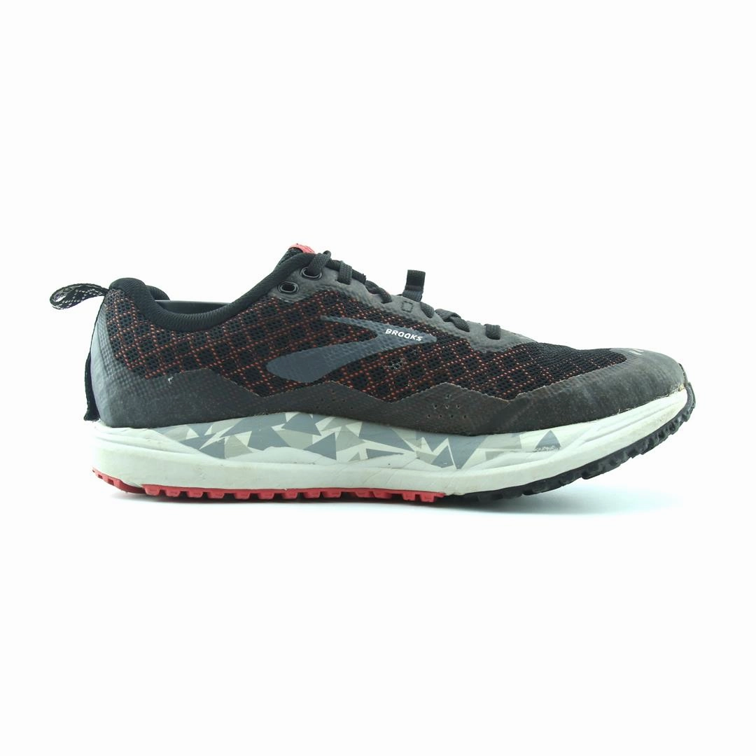 BROOKS CALDERA 3 Brooks trainer design images