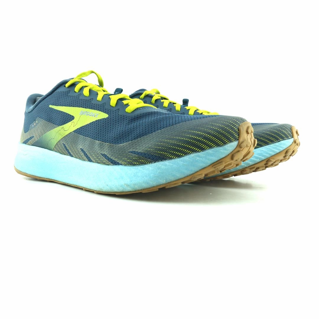 BROOKS CATAMOUNT athletic Brooks shoe snapshots