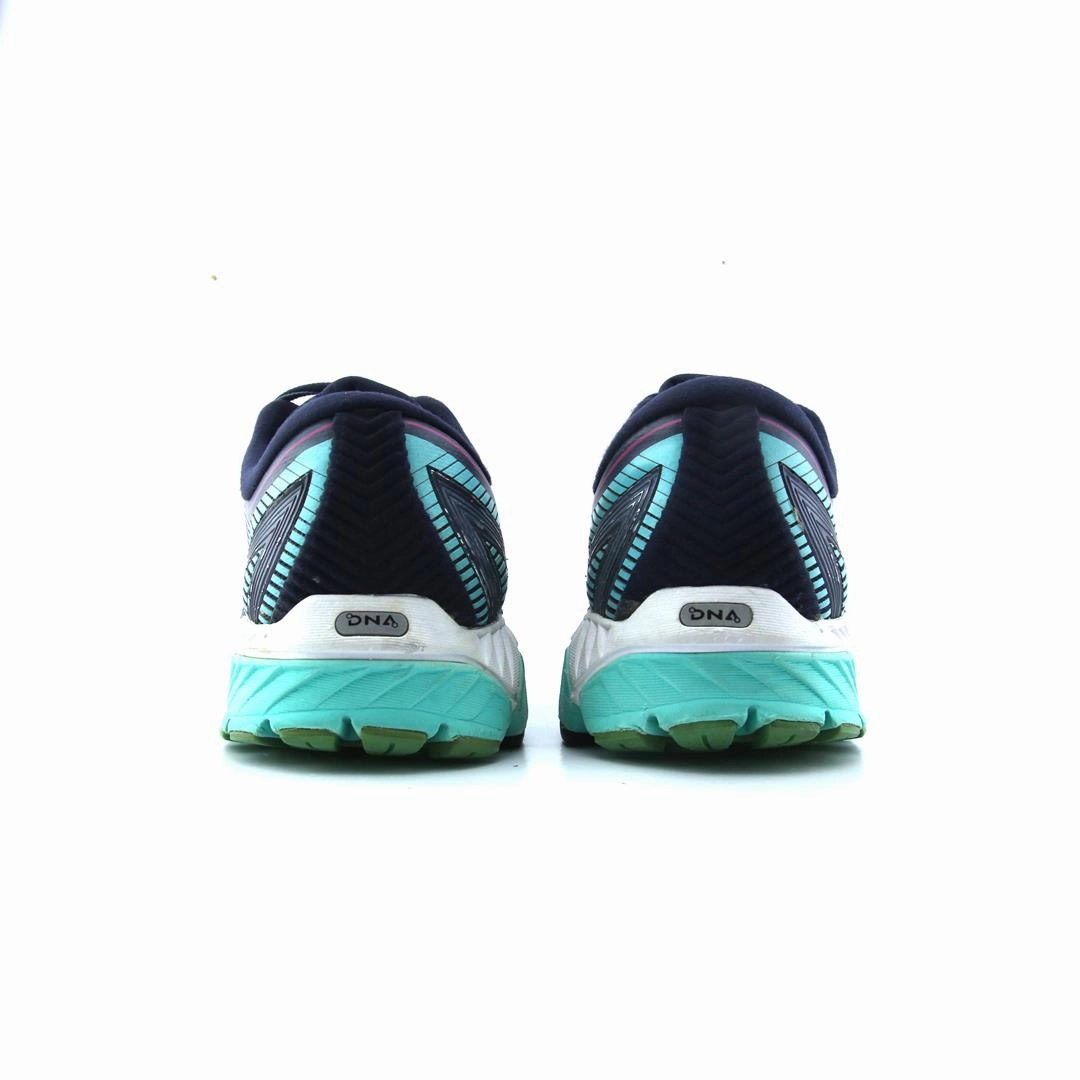 BROOKS GHOST 10 Brooks trainer design images