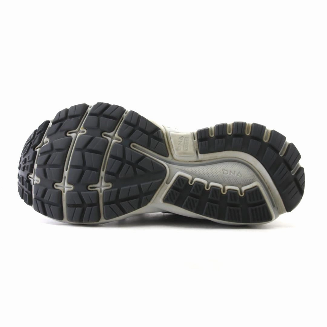 BROOKS GHOST 11 Brooks running footwear shots