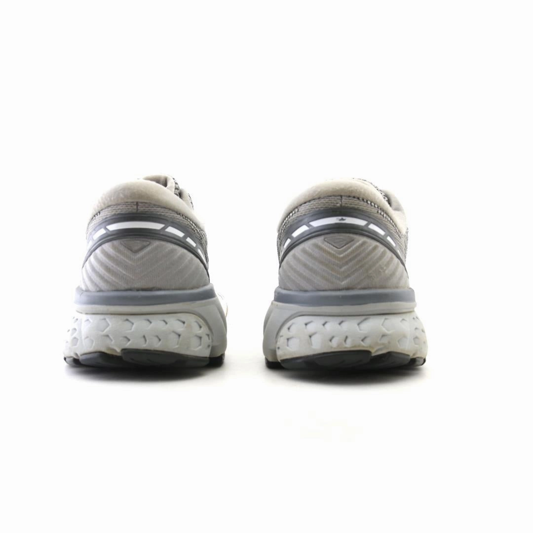 BROOKS GHOST 11 Brooks running footwear shots