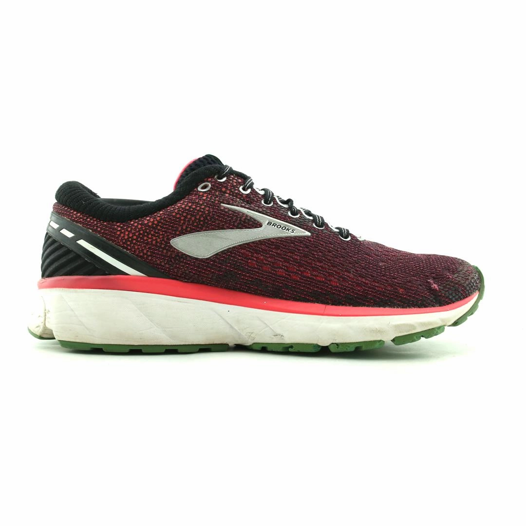 BROOKS GHOST 11 Brooks running footwear shots