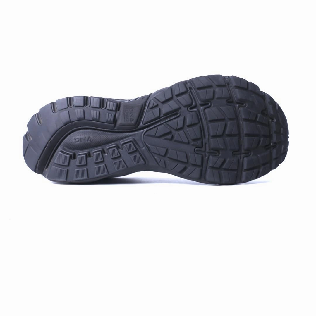 BROOKS GHOST 11 lightweight running shoe photos
