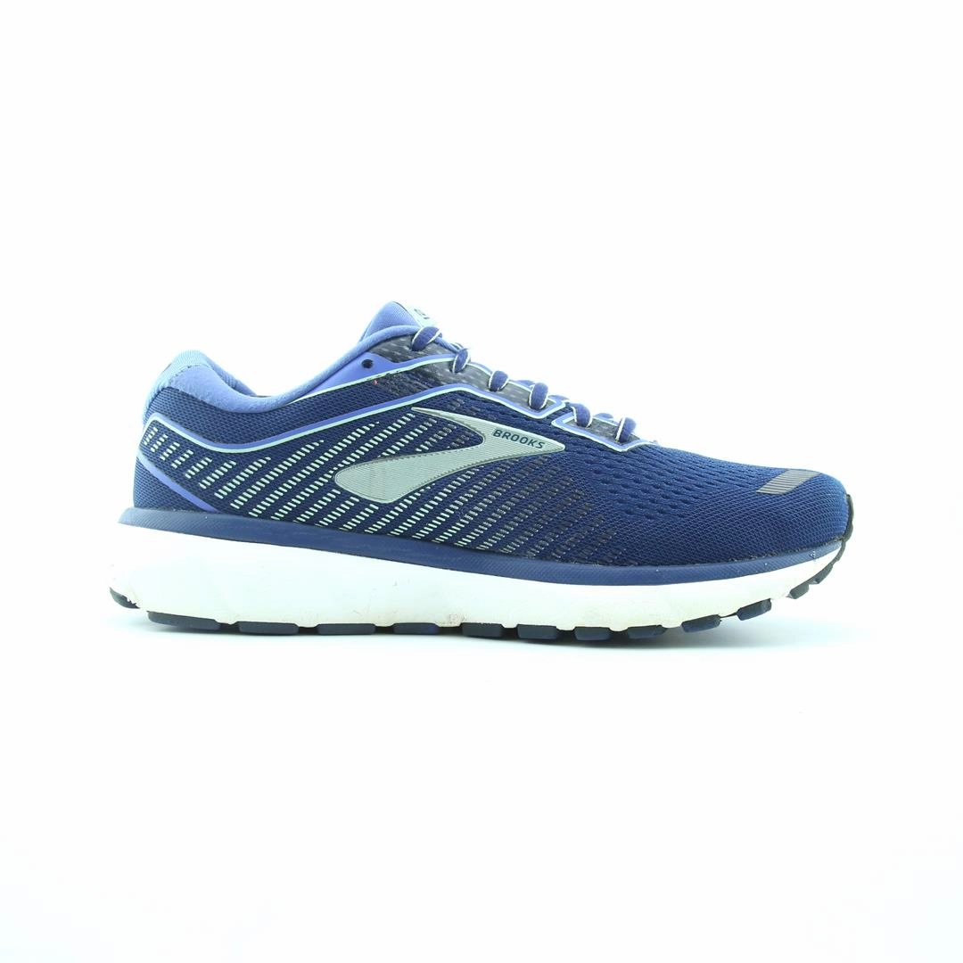 BROOKS GHOST 12 Brooks trainer design images