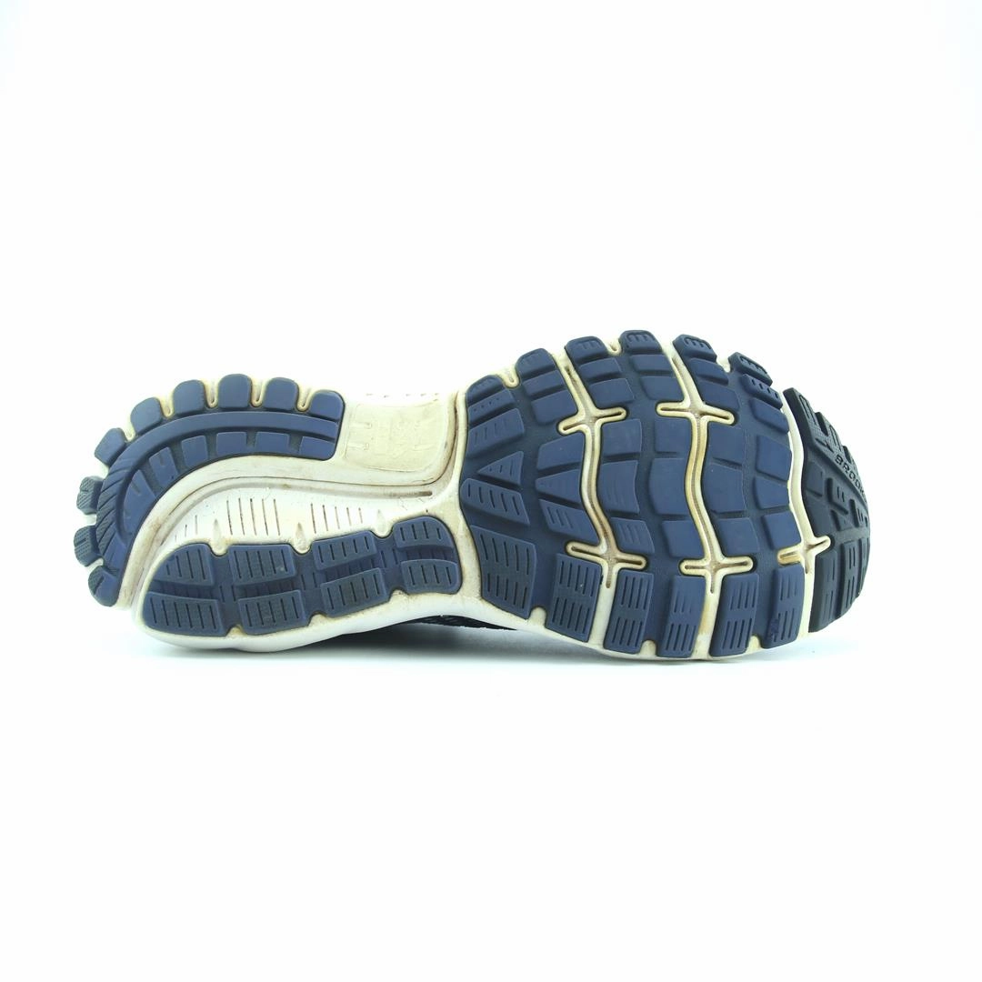 BROOKS GHOST 12 Brooks trainer design images