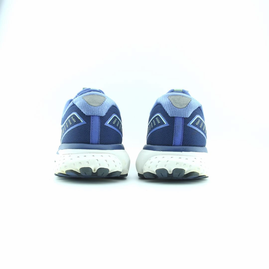 BROOKS GHOST 12 Brooks trainer design images