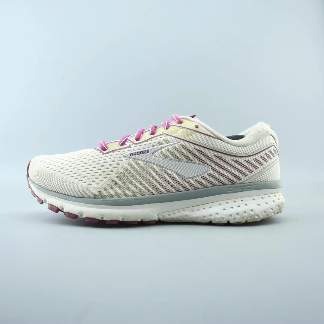 BROOKS GHOST 12 Brooks durable running sneaker designs