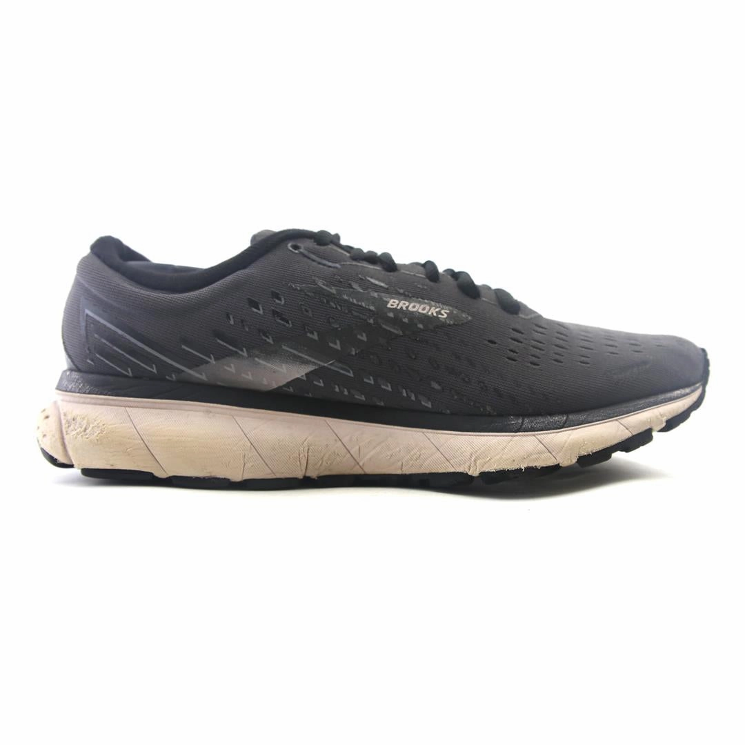 BROOKS GHOST 13 Brooks trainer design images