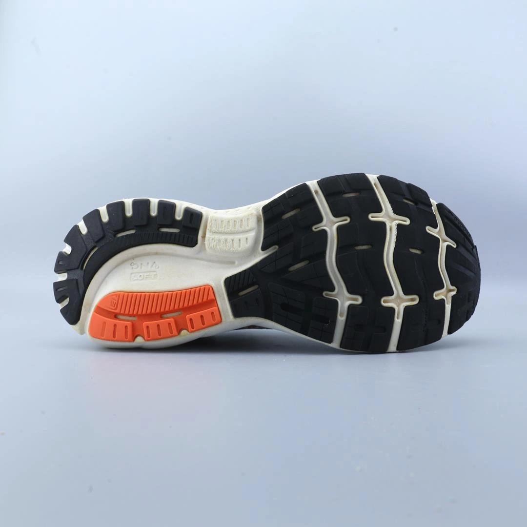 BROOKS GHOST 13 Brooks trainer design images