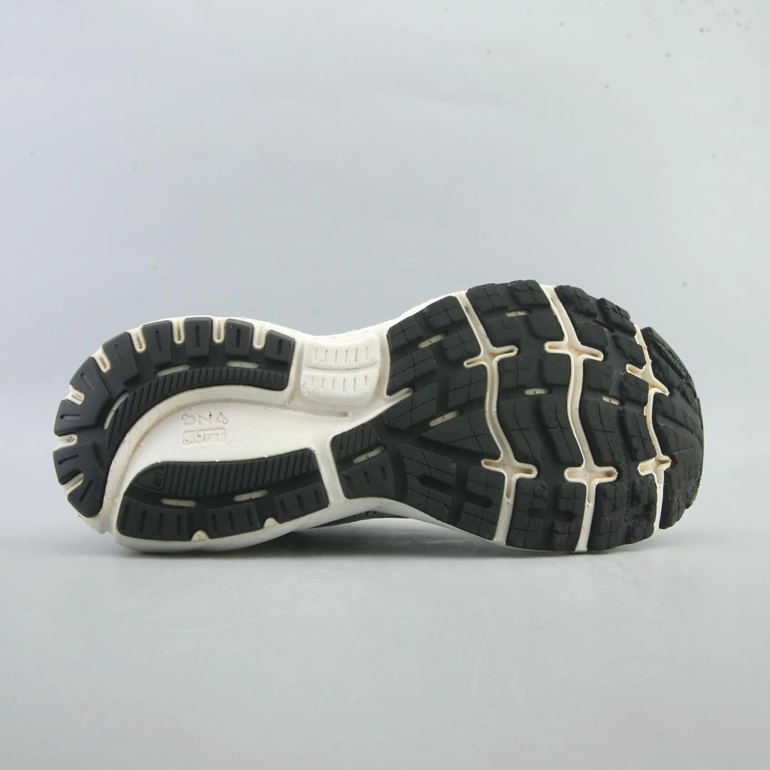 BROOKS GHOST 13 performance running shoe visuals