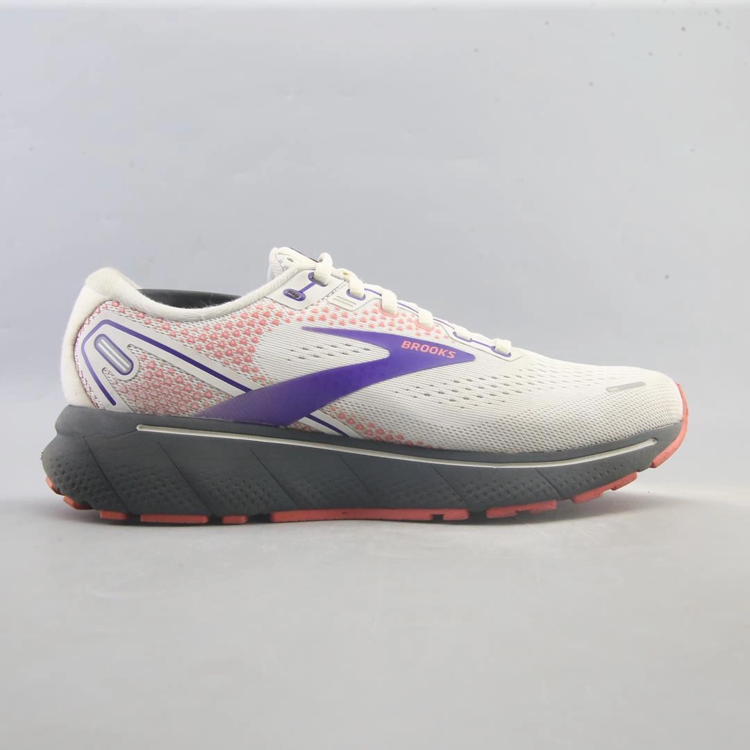 BROOKS GHOST 14 Brooks running footwear shots