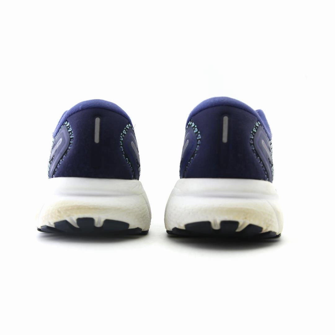 BROOKS GHOST 14 Brooks running footwear shots