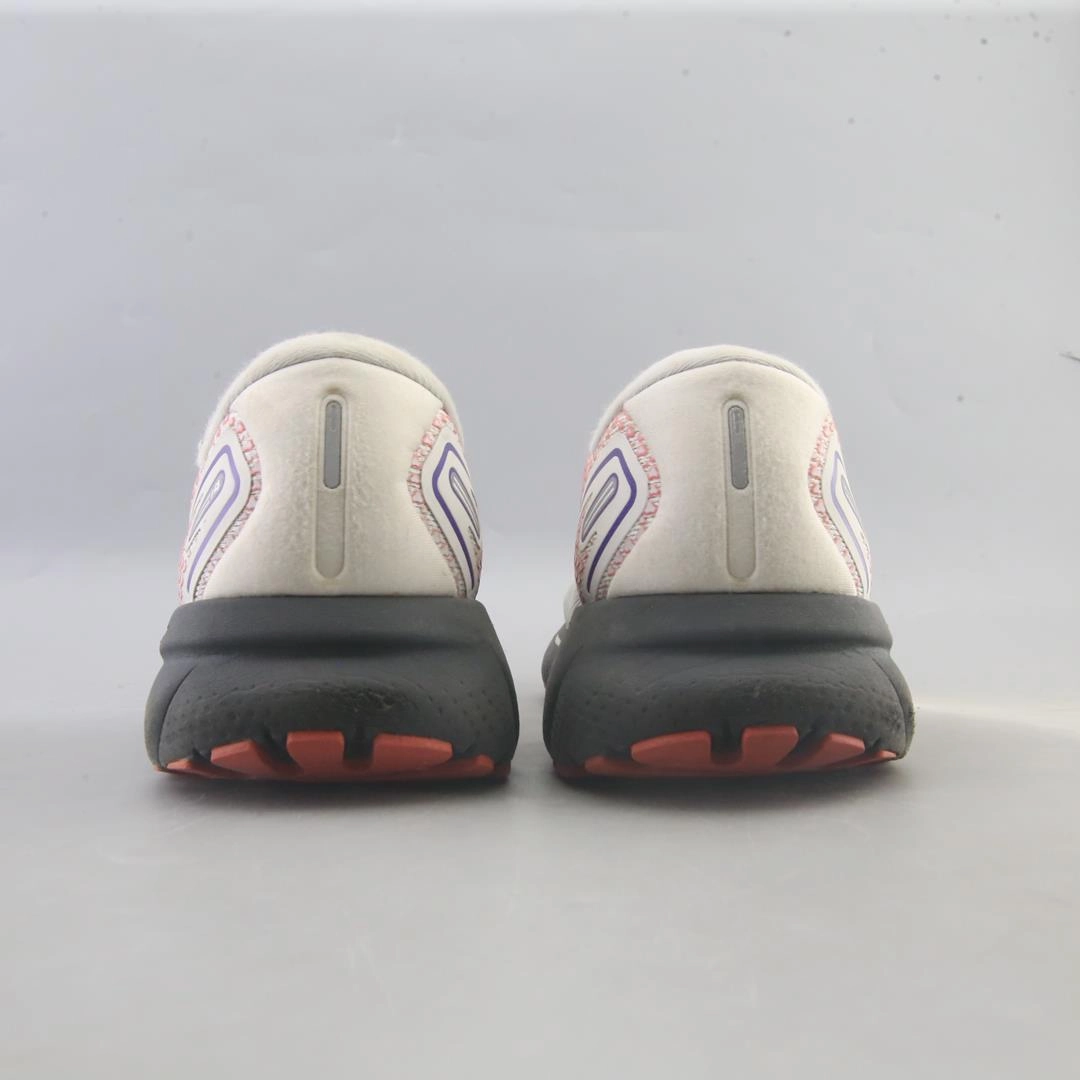 BROOKS GHOST 14 Brooks running footwear shots