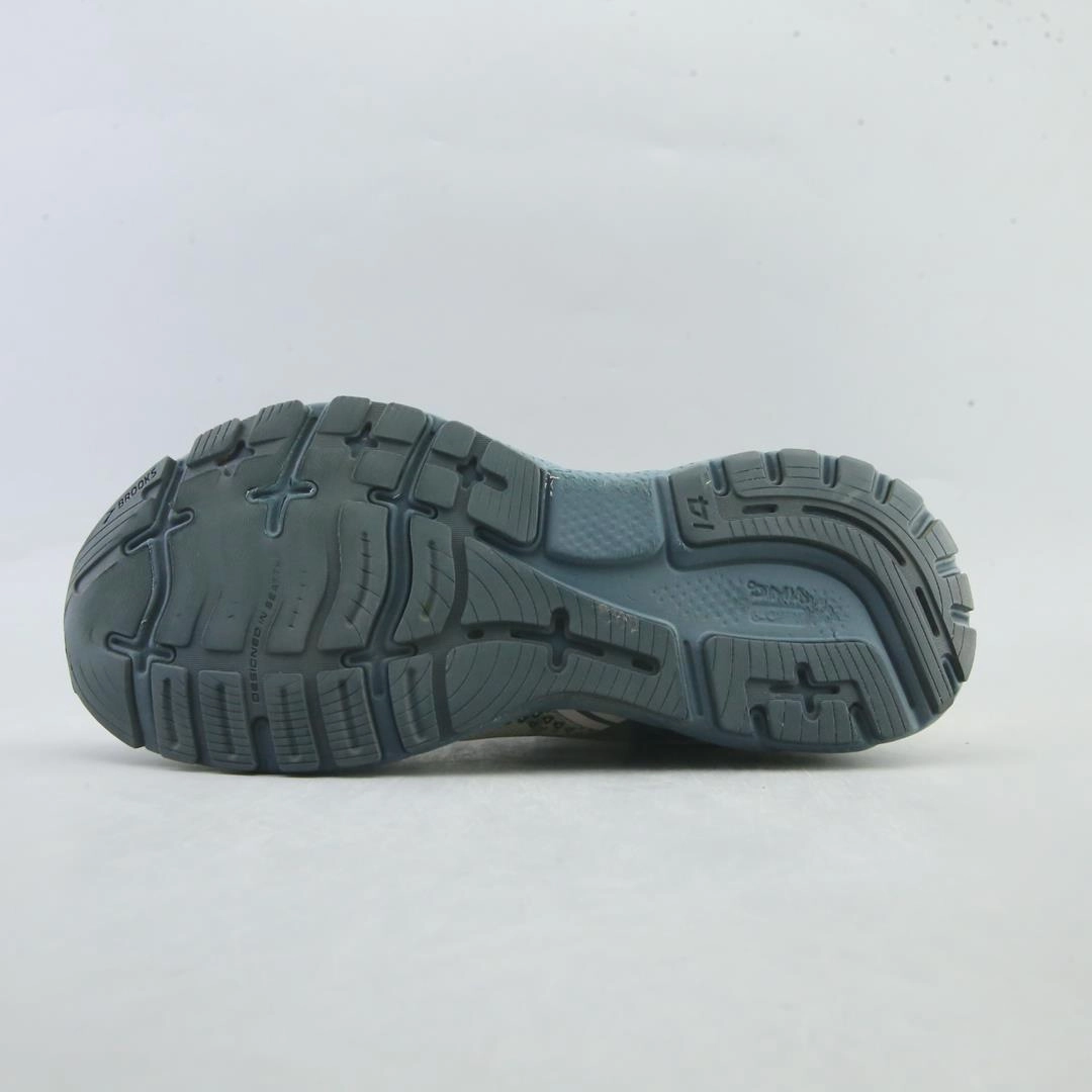 BROOKS GHOST 14 Brooks running shoe close-ups