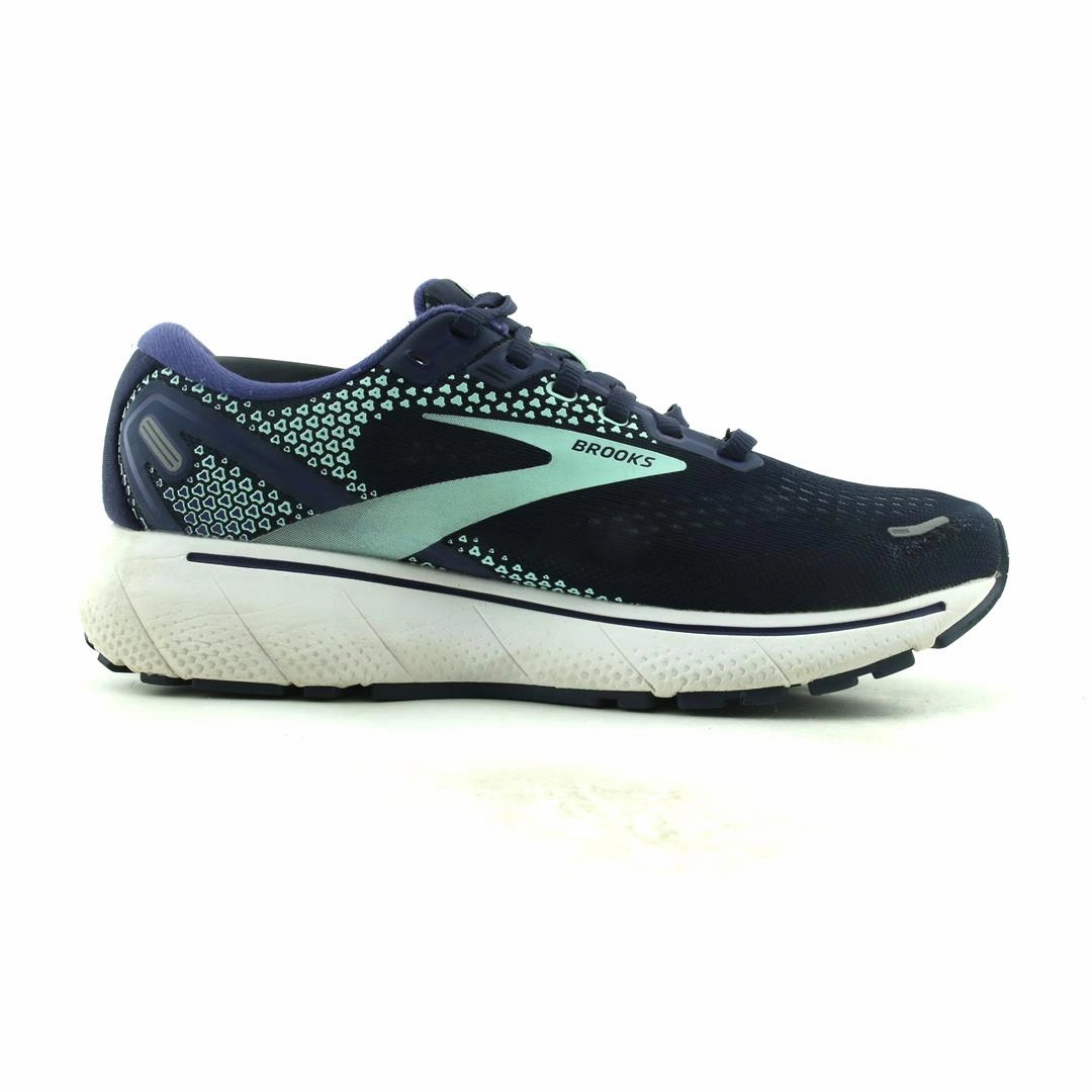BROOKS GHOST 14 Brooks running shoe close-ups