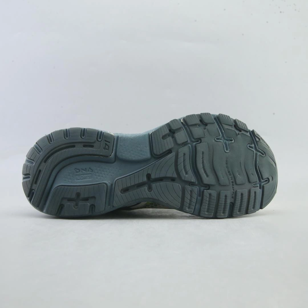 BROOKS GHOST 14 Brooks running shoe close-ups