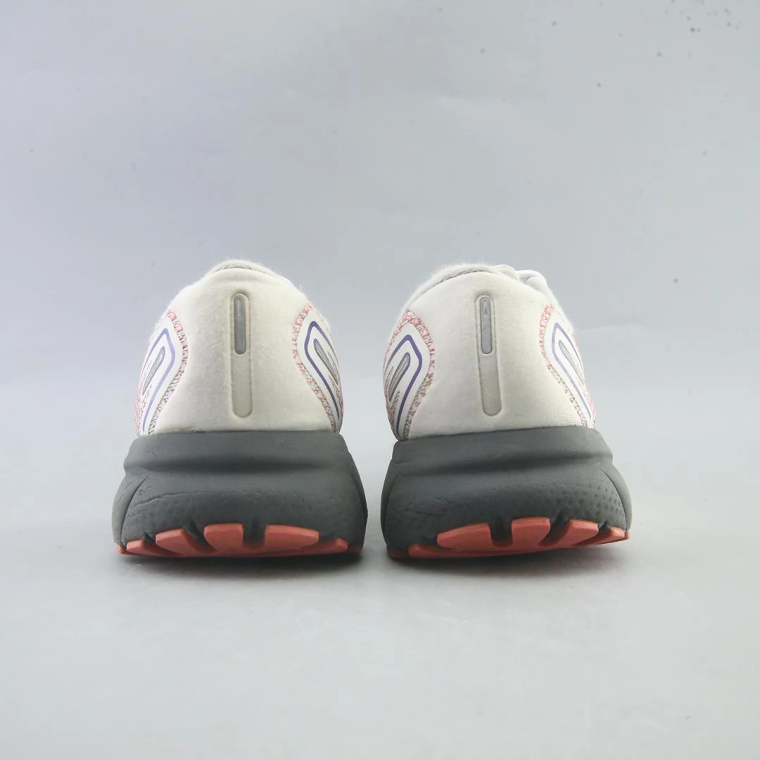 BROOKS GHOST 14 Brooks running shoe close-ups