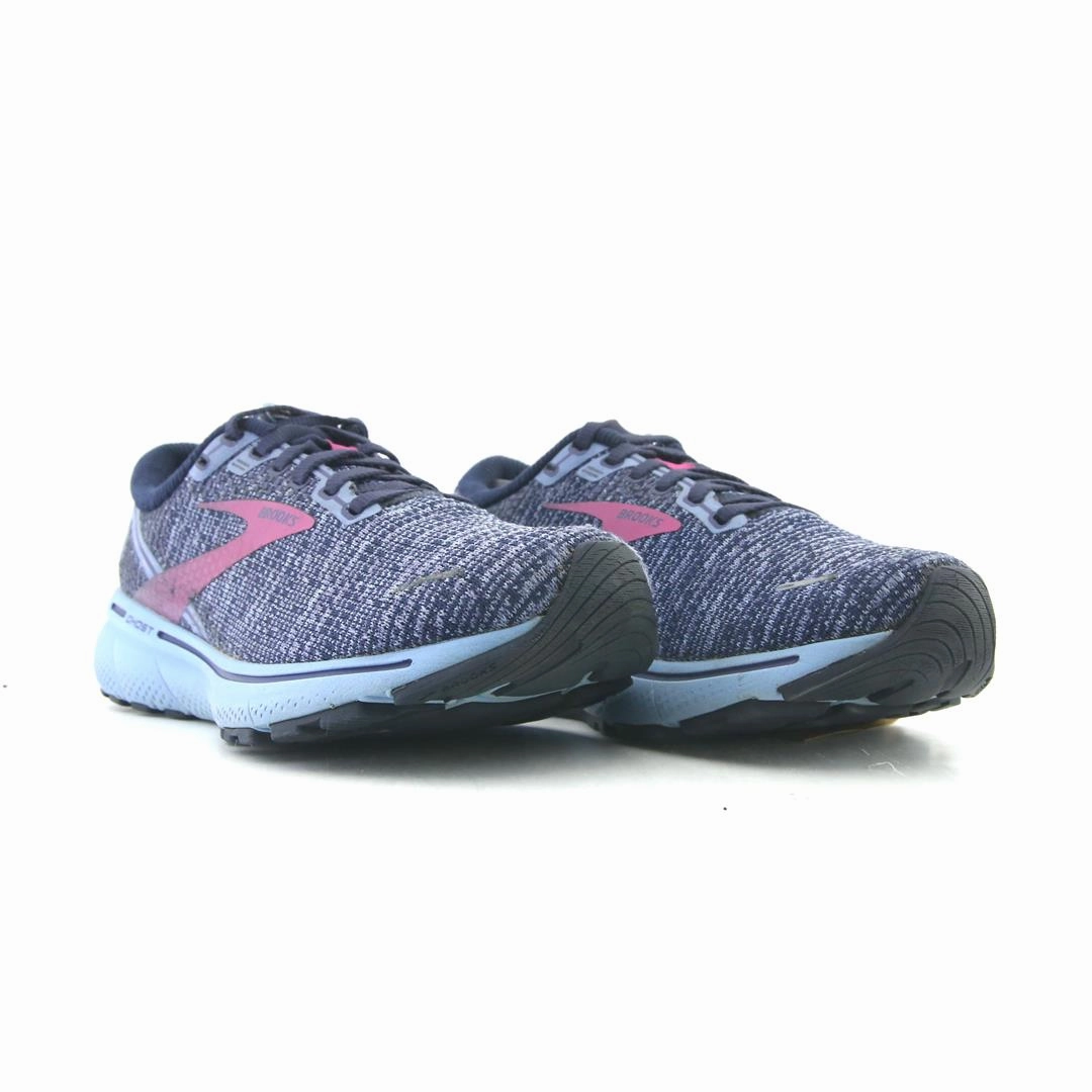 BROOKS GHOST 14 Brooks running shoe close-ups