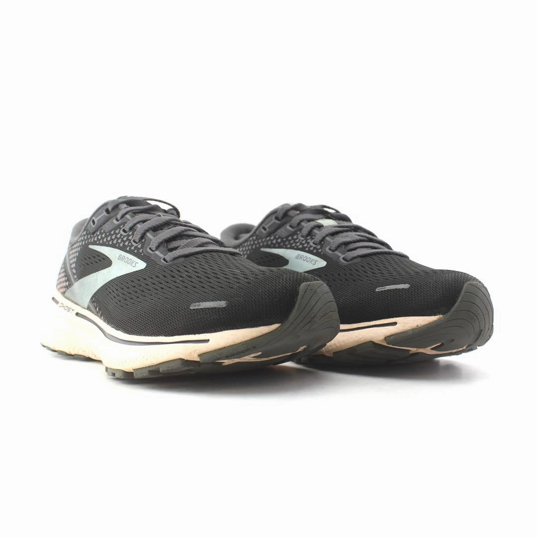 BROOKS GHOST 14 Brooks running shoe close-ups