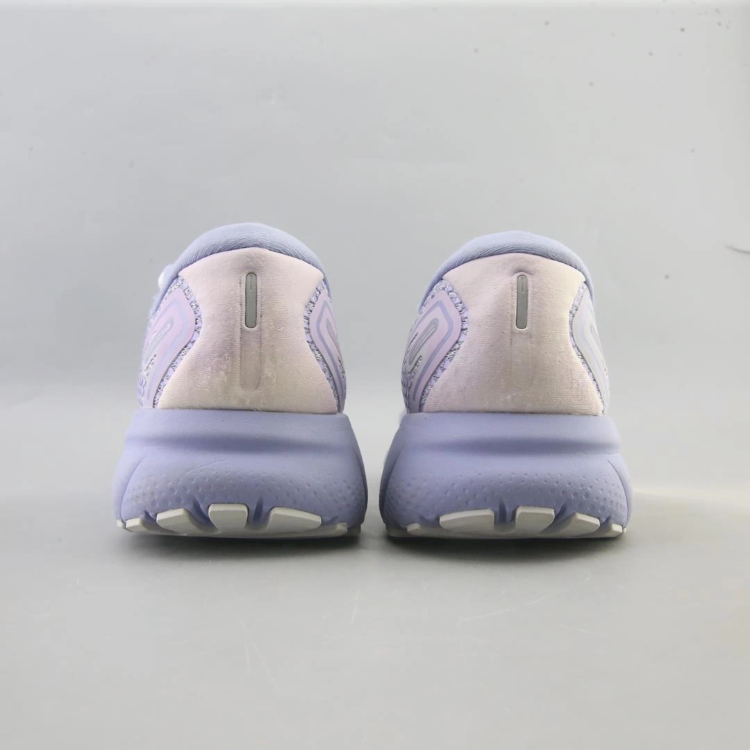 BROOKS GHOST 14 Brooks running shoe close-ups