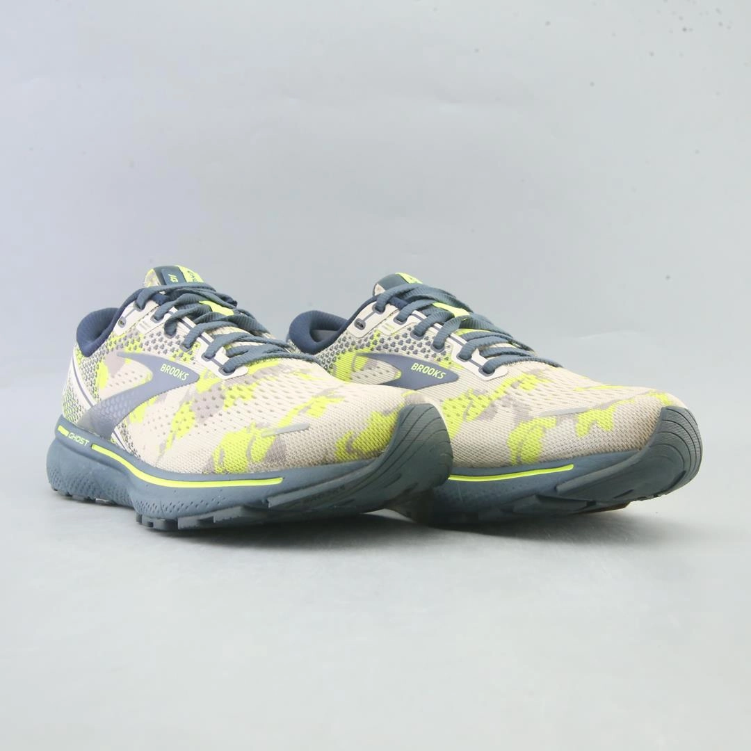 BROOKS GHOST 14 Brooks running shoe close-ups