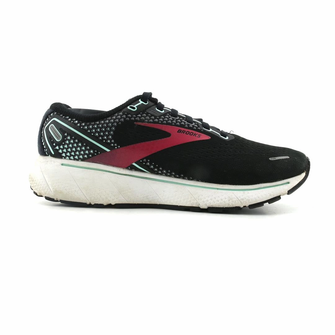 BROOKS GHOST 14 Brooks running shoe close-ups