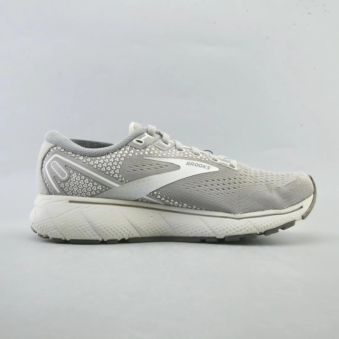 BROOKS GHOST 14 Brooks running shoe close-ups