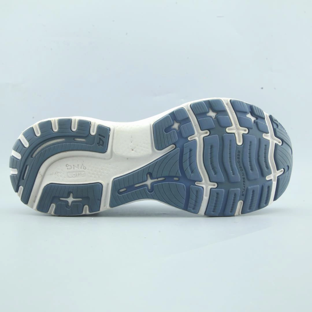 BROOKS GHOST 14 lightweight running shoe photos