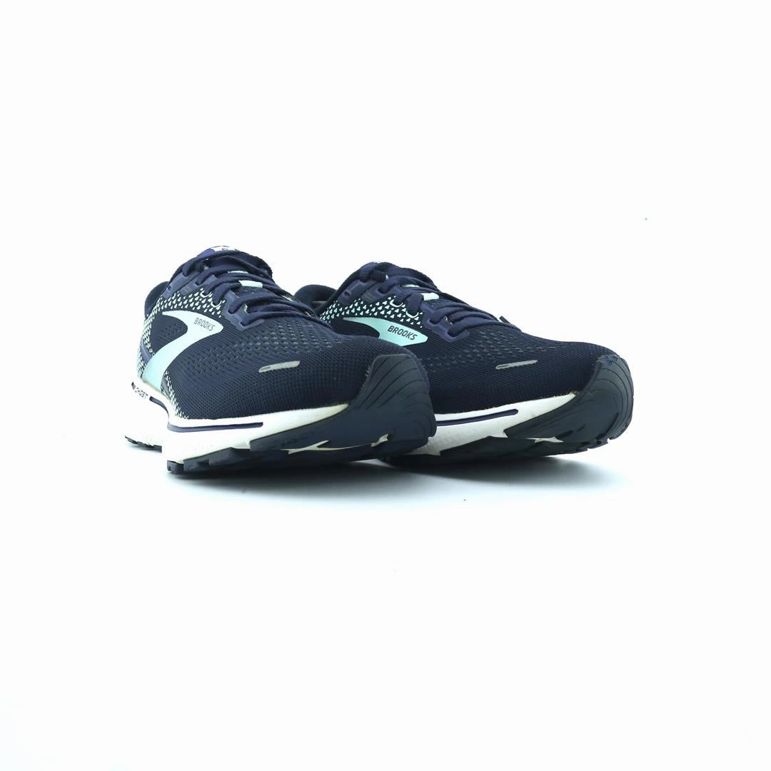 BROOKS GHOST 14 lightweight running shoe photos