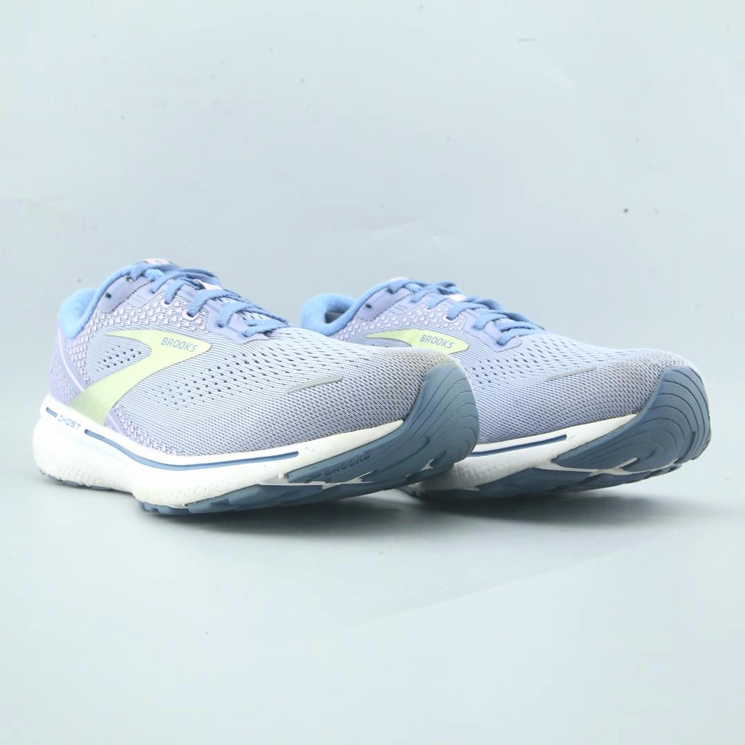 BROOKS GHOST 14 lightweight running shoe photos