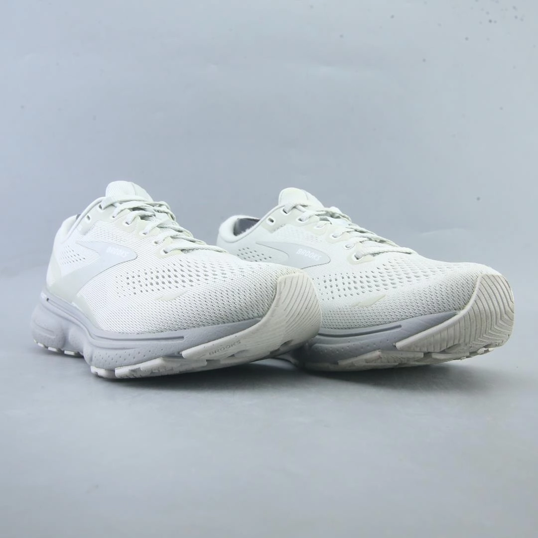 BROOKS GHOST 15 athletic Brooks shoe snapshots