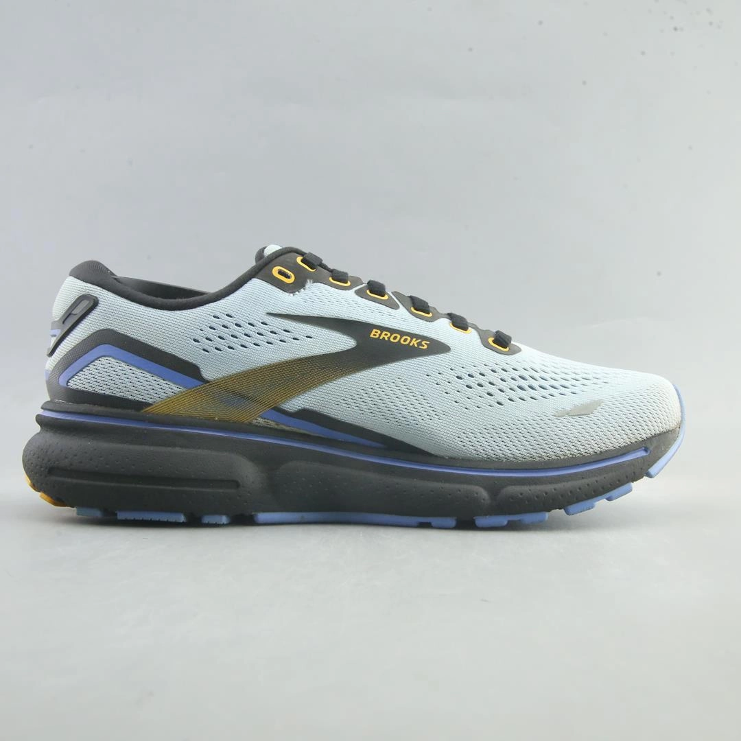 BROOKS GHOST 15 athletic Brooks shoe snapshots