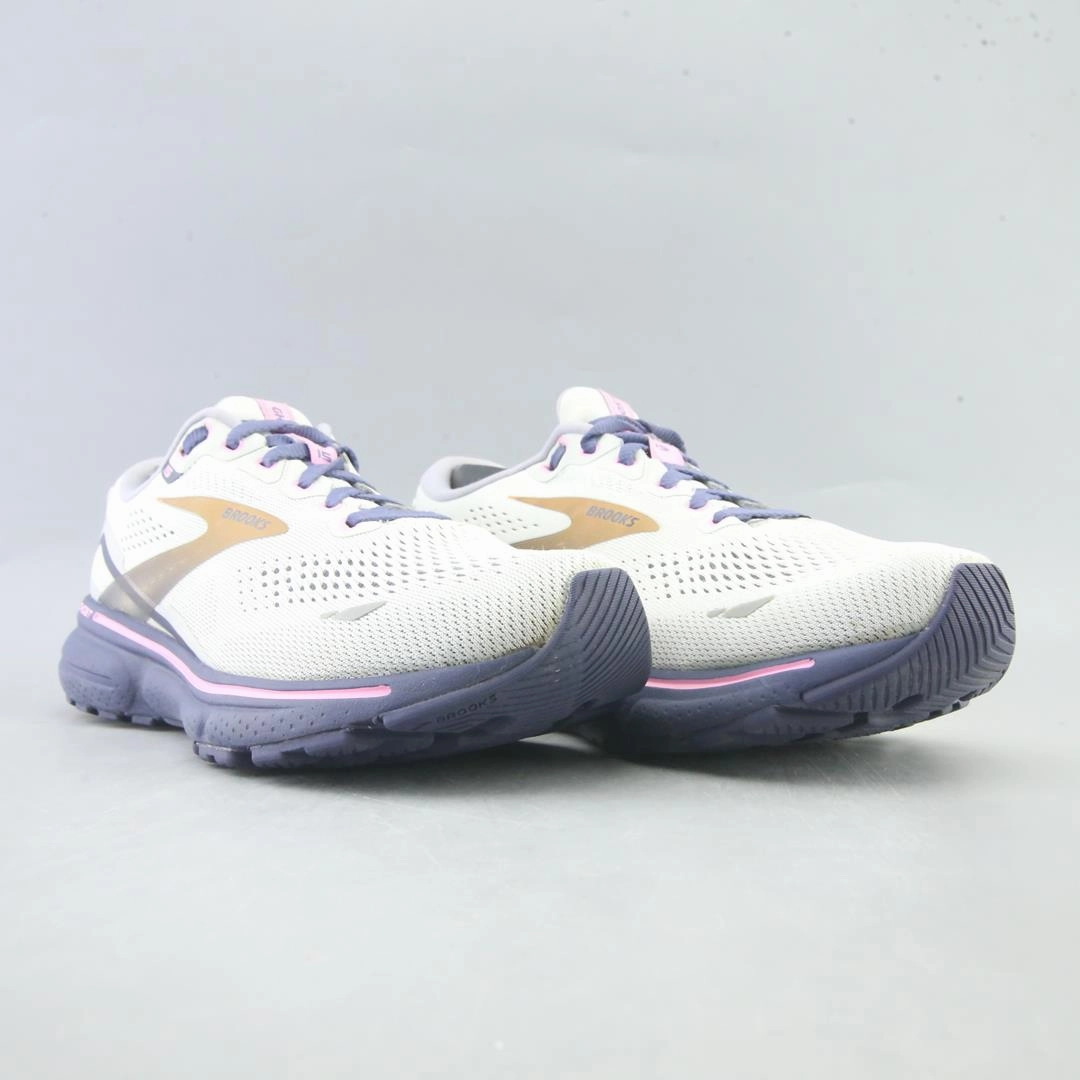 BROOKS GHOST 15 athletic Brooks shoe snapshots