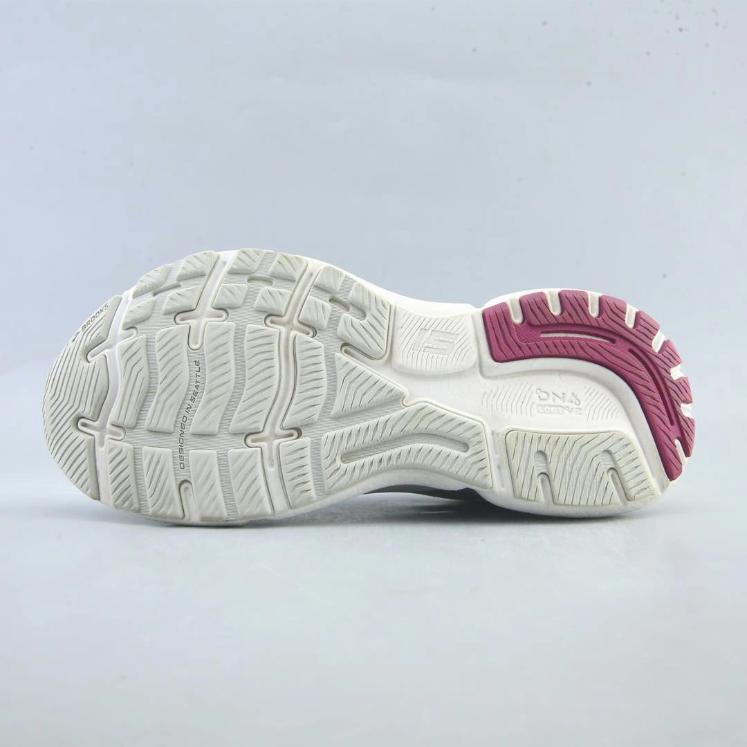 BROOKS GHOST 15 athletic Brooks shoe snapshots