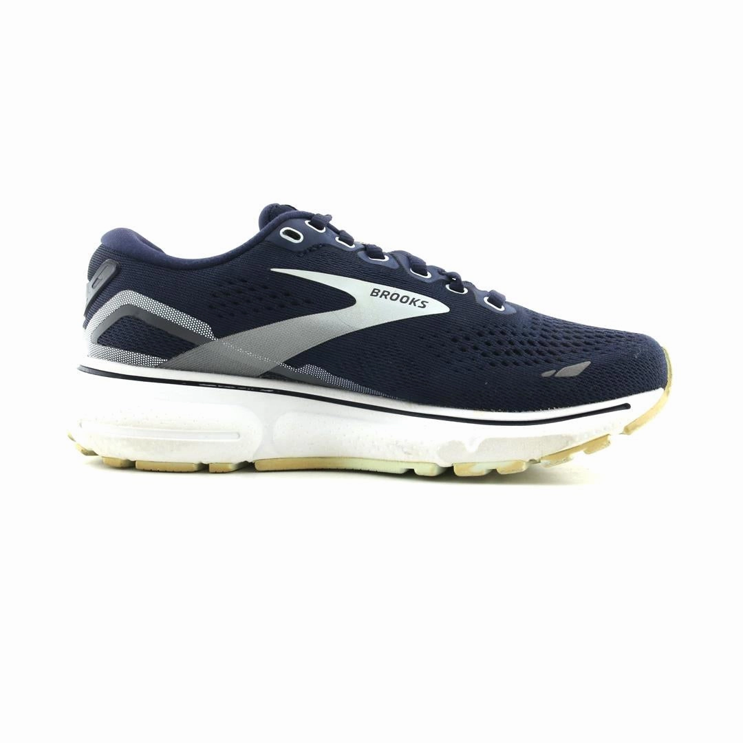 BROOKS GHOST 15 Brooks running shoe close-ups