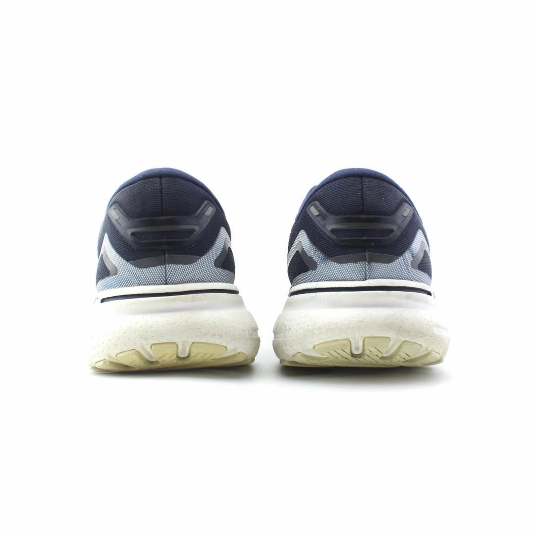 BROOKS GHOST 15 Brooks running shoe close-ups