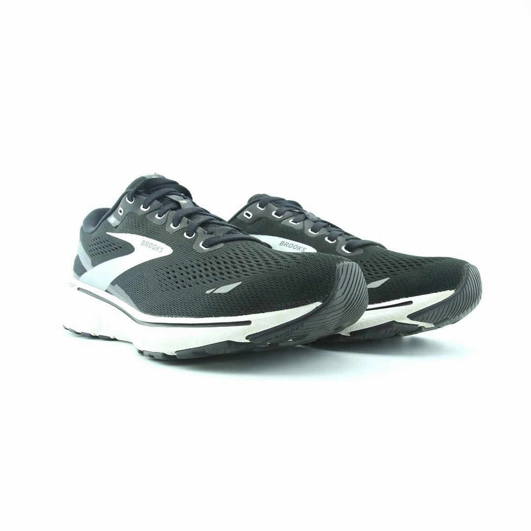 BROOKS GHOST 15 Brooks trainer design images