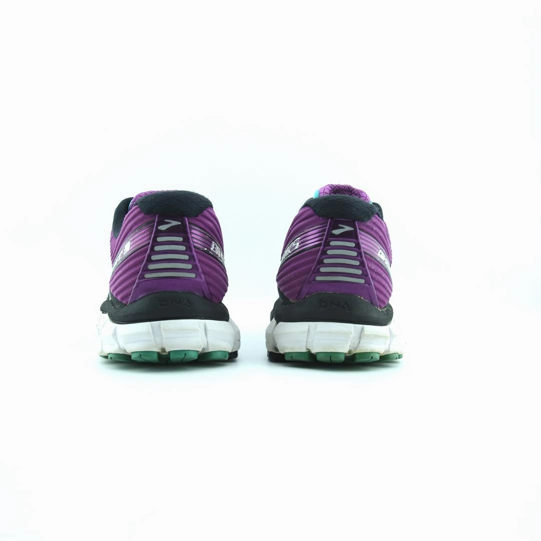 BROOKS GHOST 9 lightweight running shoe photos