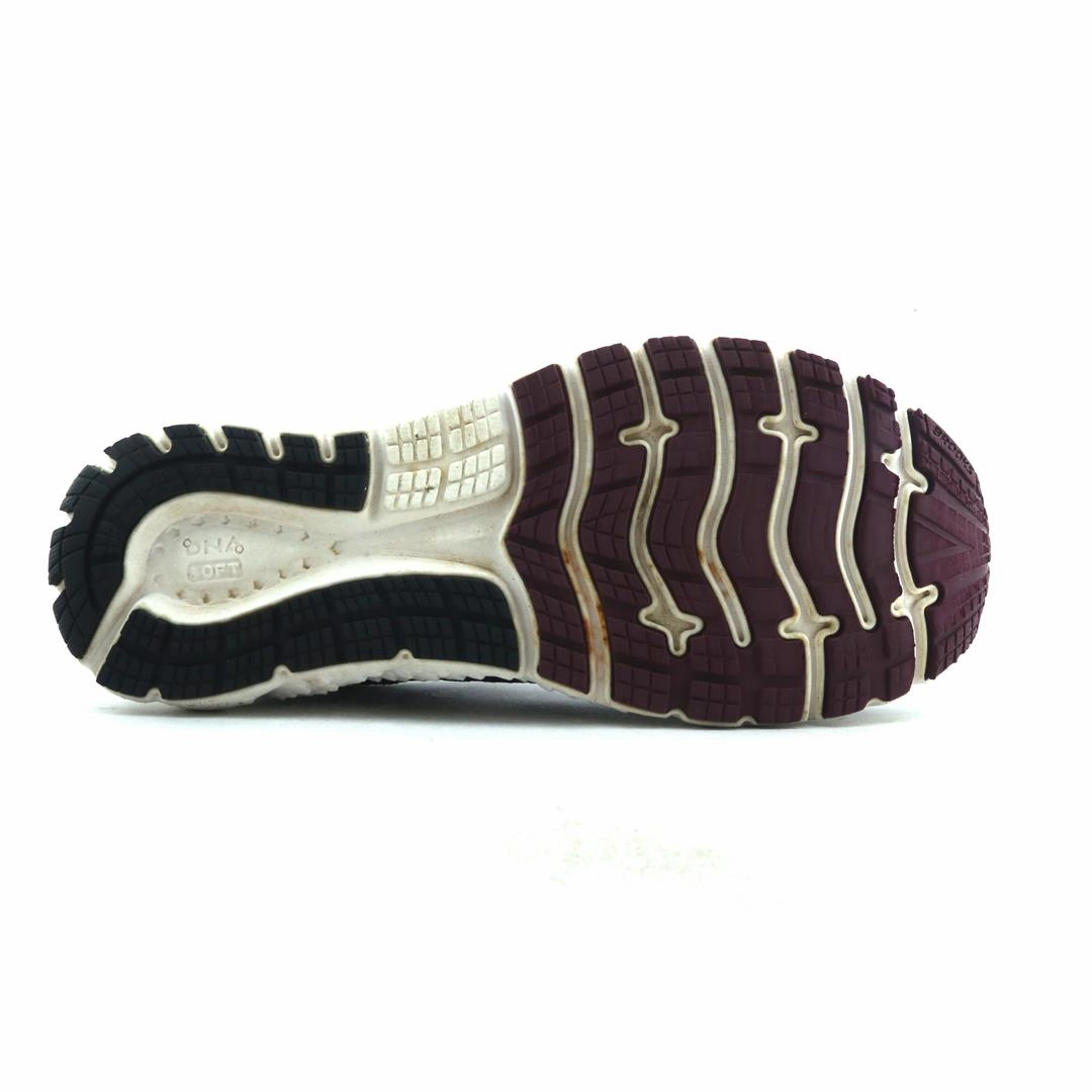 BROOKS GLYCERIN 17 Brooks trainer design images